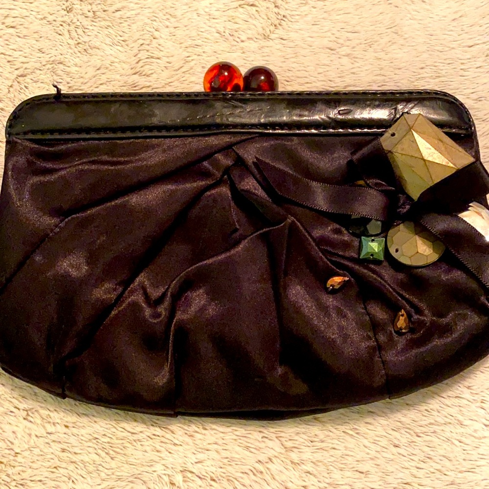 Vera Wang Simply Vera black clutch
